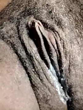 markquanna online show from October 14, 2025, 10:38 am