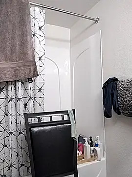 markquanna online show from December 19, 2025, 5:36 am