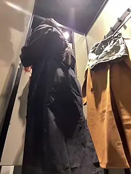 CrazzyChicks online show from March 20, 2025, 6:41 am