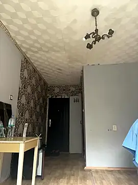 CrazzyChicks online show from September 14, 2025, 7:40 am