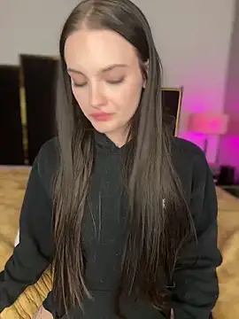 KarissaChantelle online show from December 23, 2024, 6:00 am