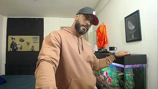 romeolovedark online show from February 10, 2025, 2:19 am