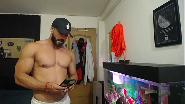 romeolovedark online show from February 11, 2025, 5:26 am