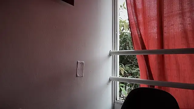 romeolovedark online show from October 10, 2025, 2:49 pm