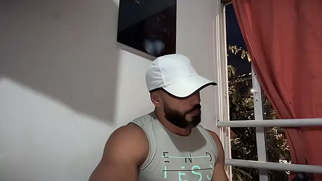 romeolovedark online show from December 3, 2025, 11:14 pm