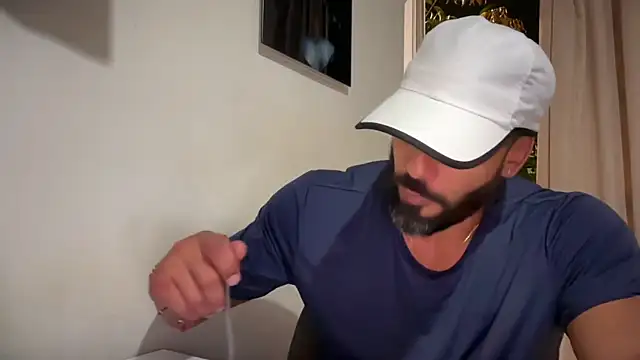romeolovedark online show from June 8, 2026, 1:28 am