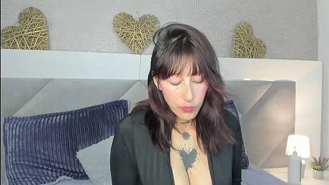 Mariana Joness online show from March 5, 2026, 3:24 am