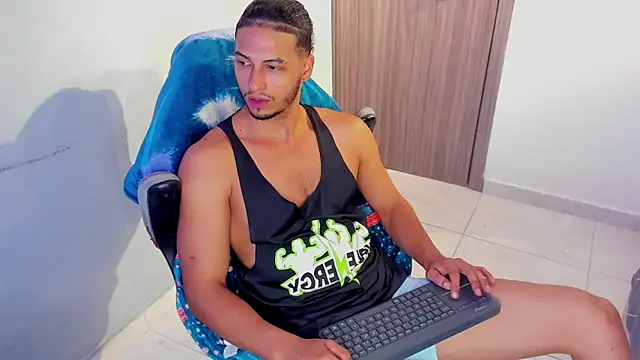 Snapshot of Kris_Khalifa69 chatting on November 25, 2025, 11:54 am Kris Khalifa69 online show from November 25, 2025, 11:54 am