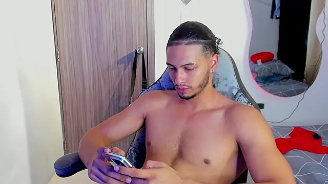 Snapshot of Kris_Khalifa69 chatting on November 26, 2025, 1:01 pm Kris Khalifa69 online show from November 26, 2025, 1:01 pm