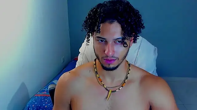 Snapshot of Kris_Khalifa69 chatting on January 14, 2026, 2:44 pm Kris Khalifa69 online show from January 14, 2026, 2:44 pm