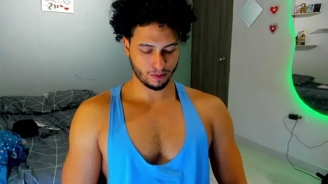 Snapshot of Kris_Khalifa69 chatting on February 27, 2026, 2:22 am Kris Khalifa69 online show from February 27, 2026, 2:22 am