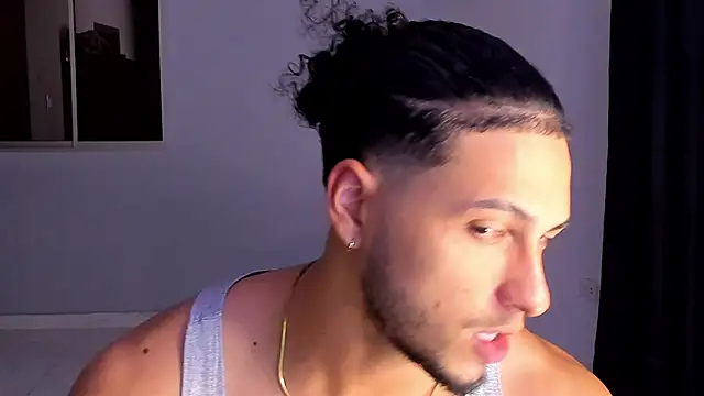 Snapshot of Kris_Khalifa69 chatting on March 6, 2026, 11:56 pm Kris Khalifa69 online show from March 6, 2026, 11:56 pm