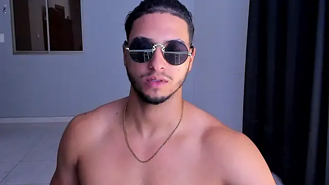 Snapshot of Kris_Khalifa69 chatting on March 8, 2026, 11:19 pm Kris Khalifa69 online show from March 8, 2026, 11:19 pm