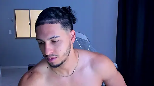 Snapshot of Kris_Khalifa69 chatting on March 9, 2026, 12:42 pm Kris Khalifa69 online show from March 9, 2026, 12:42 pm