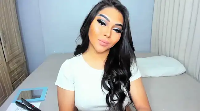 shantal r0mance online show from February 2, 2025, 2:06 am