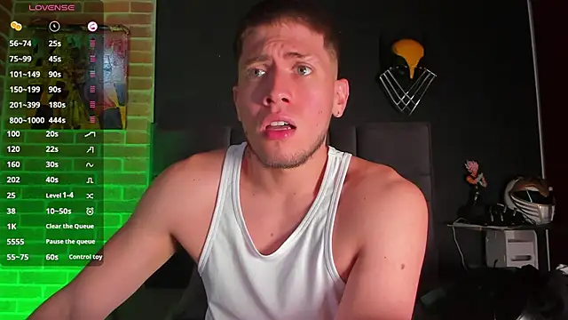 SebastianMaximoff online show from February 2, 2025, 4:43 pm