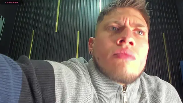 SebastianMaximoff online show from November 26, 2025, 7:48 pm