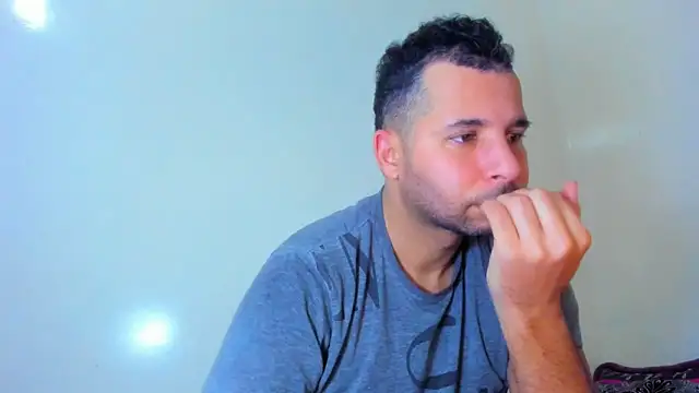 Dani Lop online show from February 4, 2026, 4:51 am