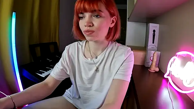 Snapshot of olivka-flower chatting on April 29, 2026, 8:37 pm olivka-flower online show from April 29, 2026, 8:37 pm