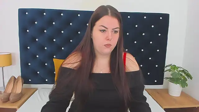 EvaLick online show from February 11, 2025, 6:30 am