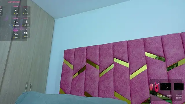 hornyhousekeeper  online show from January 13, 2026, 12:21 pm