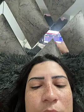 cutesarah  online show from February 12, 2026, 6:47 pm