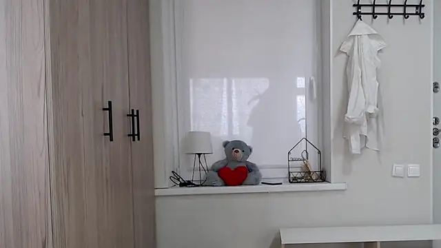 increible della online show from October 21, 2025, 8:26 am