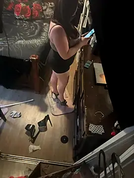 Snapshot of Cataleia21 chatting on September 25, 2025, 7:39 pm Cataleia21 online show from September 25, 2025, 7:39 pm