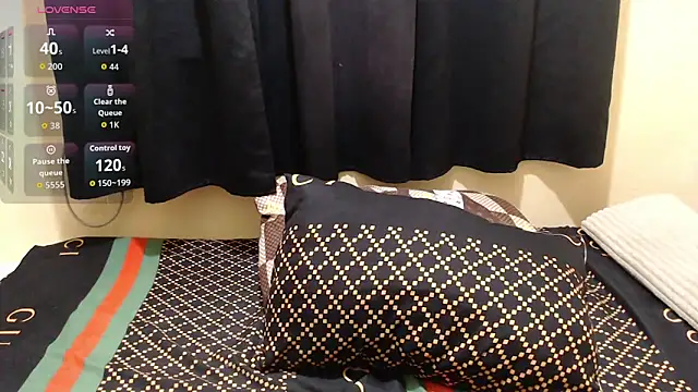 x brittany x online show from February 15, 2026, 1:20 pm