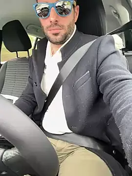 Snapshot of Simon-tem chatting on March 20, 2025, 2:42 pm Simon-tem online show from March 20, 2025, 2:42 pm