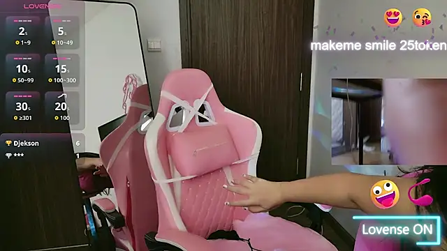 AsianQueens online show from October 8, 2025, 6:11 am