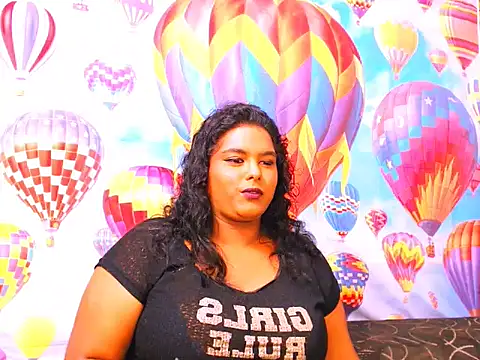 Snapshot of Indianfairy99 chatting on December 10, 2024, 4:56 am Indianfairy99 online show from December 10, 2024, 4:56 am