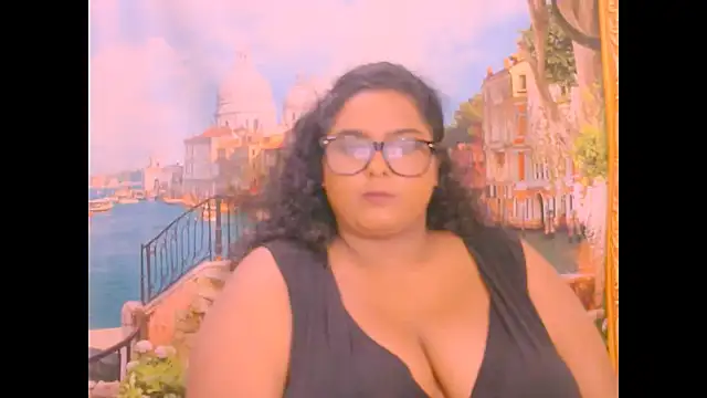 Snapshot of Indianfairy99 chatting on December 4, 2025, 12:25 pm Indianfairy99 online show from December 4, 2025, 12:25 pm