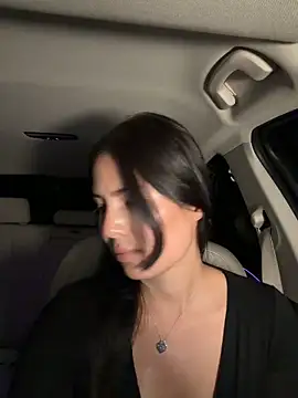 clairewntr online show from October 30, 2025, 7:36 pm