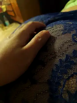 LovlyAnnie online show from December 15, 2025, 5:12 am