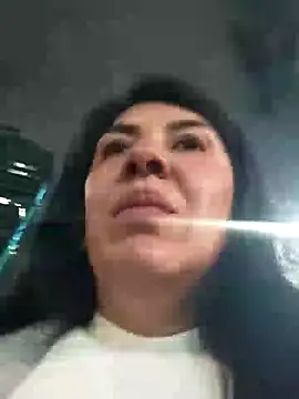 Snapshot of aisha_latina chatting on January 25, 2025, 12:17 am aisha latina online show from January 25, 2025, 12:17 am