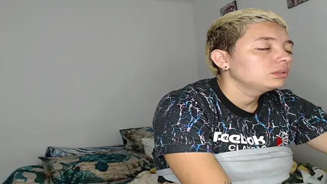 Snapshot of kathy_luisa chatting on February 16, 2026, 10:39 pm kathy luisa online show from February 16, 2026, 10:39 pm