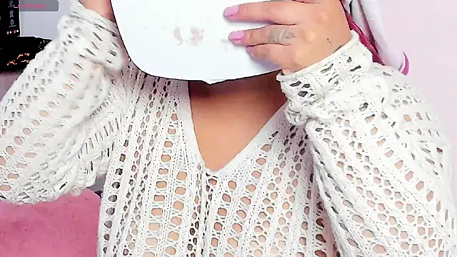 SophieRossi online show from March 12, 2026, 8:59 pm