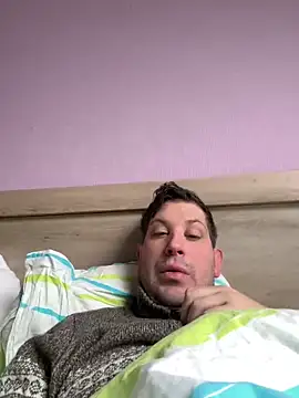 Snapshot of Taxidriver1988 chatting on January 12, 2025, 12:12 pm Taxidriver1988 online show from January 12, 2025, 12:12 pm