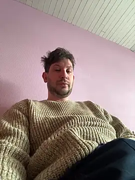 Snapshot of Taxidriver1988 chatting on January 17, 2025, 10:00 am Taxidriver1988 online show from January 17, 2025, 10:00 am