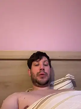 Snapshot of Taxidriver1988 chatting on February 10, 2025, 7:04 am Taxidriver1988 online show from February 10, 2025, 7:04 am