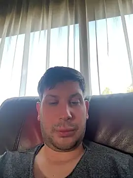 Snapshot of Taxidriver1988 chatting on March 7, 2025, 3:07 pm Taxidriver1988 online show from March 7, 2025, 3:07 pm