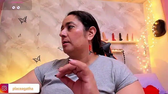 agathaxxx-69 online show from November 20, 2025, 6:40 pm