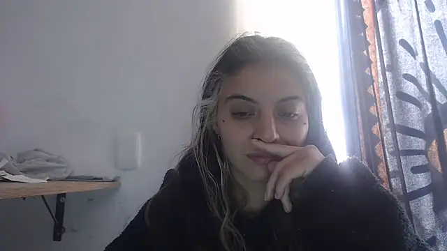 mariecam420 online show from January 29, 2025, 4:08 pm