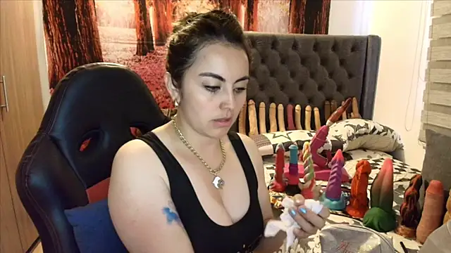 sofia23dirty online show from December 17, 2025, 5:52 pm