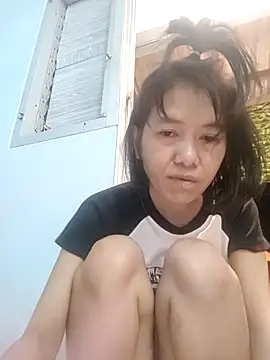 Little suzy5 online show from December 2, 2025, 8:37 pm