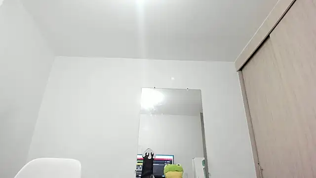 esmeraldamfc online show from March 13, 2025, 12:46 pm