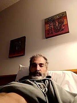 Snapshot of Poindexxter13 chatting on November 5, 2025, 5:29 am Poindexxter13 online show from November 5, 2025, 5:29 am