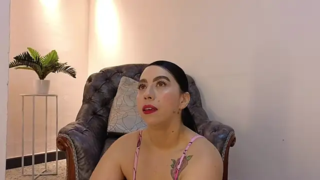 niky smit online show from November 24, 2025, 10:48 am