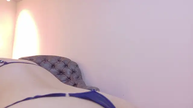 Snapshot of niky_smit chatting on February 24, 2026, 11:08 am niky smit online show from February 24, 2026, 11:08 am